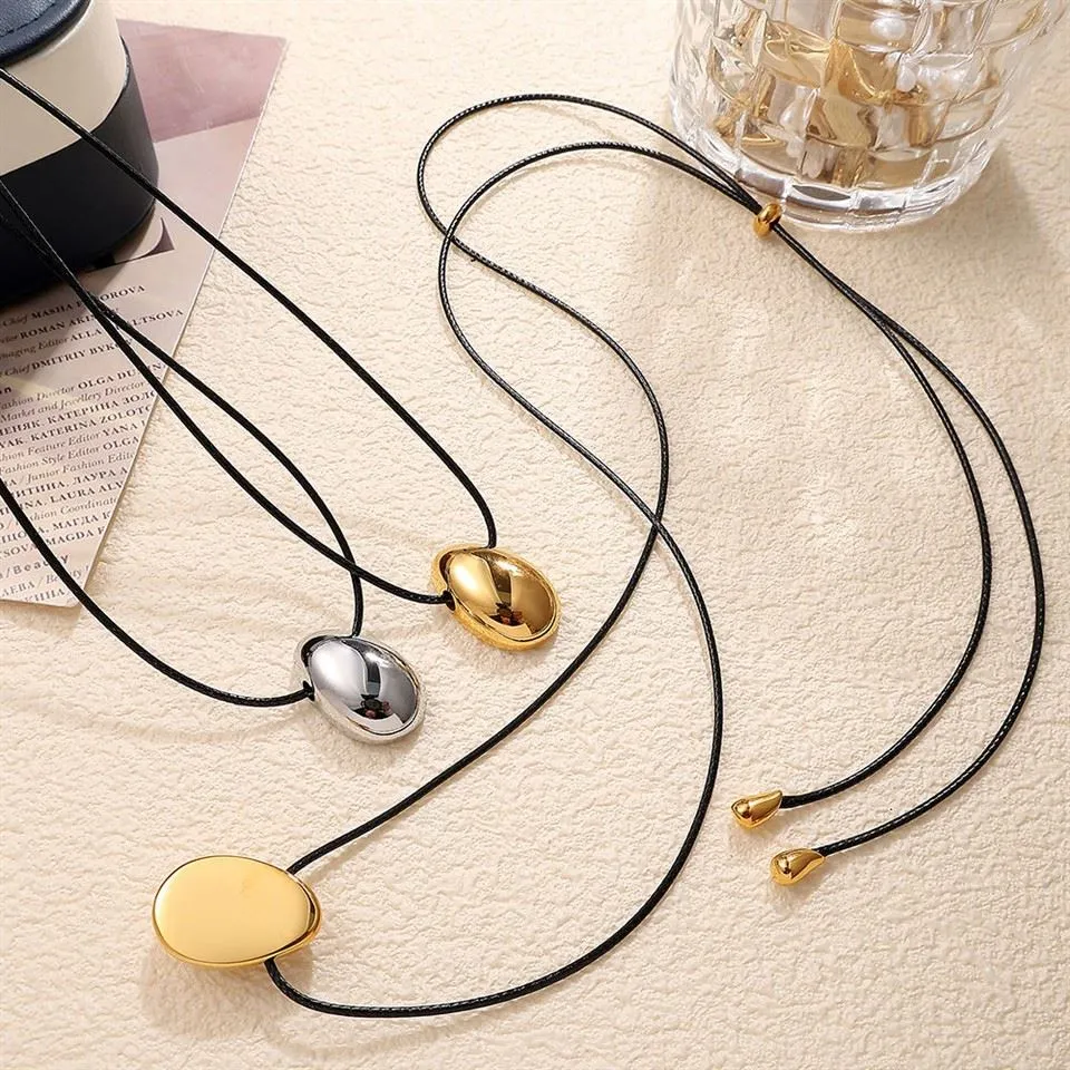 Tus Qauv Tsim Hluav Taws Xob Tsho