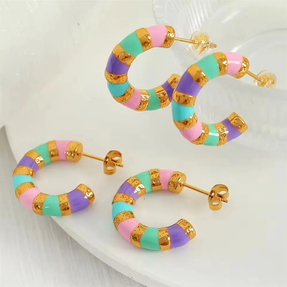 Cov neeg muaj yeeb yuj tawg ua tawg